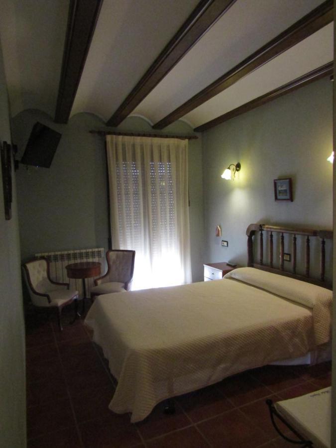 Hostal Paquita Allepuz Exterior foto